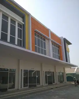 Ruko Rapih Berlokasi Strategis Di Summarecon Emeral Karawang