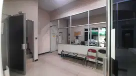 Disewakan Gudanag Daan Mogot  Luas 400m Ada Office Rapi
