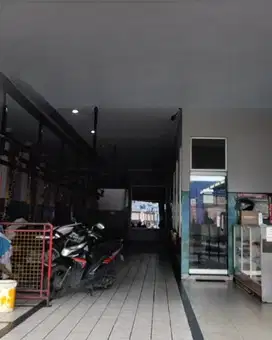 Rumah dan Tempat Usaha di Tentara Pelajar Semarang