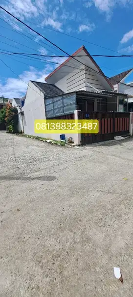 Rumah siap huni dalam cluster pinggir jalan raya kalimukya cilodong