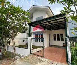 Rumah 2 Lantai Full Renovasi Siap Huni di Graha Raya Bintaro