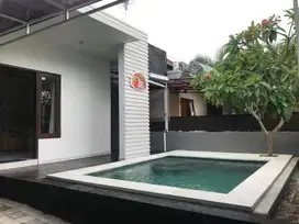 Rumah 2 KT ensuite & pool. Dekat ke seminyak, bagus untuk disewakan