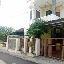 Rumah nyaman bagu lokasi strategis di Jajar Kota Solo