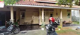Rumah bonus tanah luas siap huni di Jatiluhur Banyumanik Semarang
