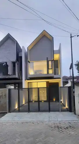 Rumah Baru Modern Mojoklanggru Surabaya Timur