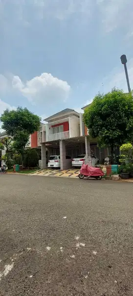 Rumah 2 Lantai Apik Lebar 8 Di Cluster Palm Summarecon Bekasi