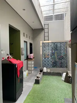 Hunian 2 Lantai Meruya Jakbar Kavling DKI Furnished