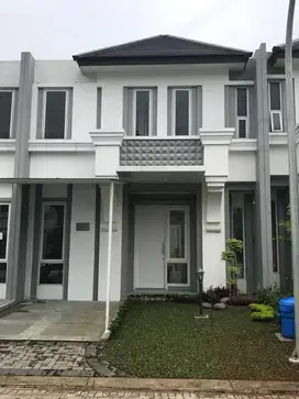 Rumah Bagus Siap Huni di Cluster Vivacia The Eminent Bsd