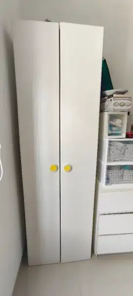 Pre-loved Lemari Pakaian Ikea
