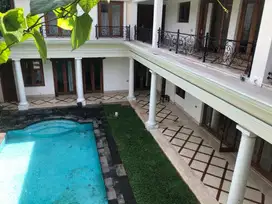 Rumah mewah di segitiga emasTulodong Kebayoran Baru, jakarta selatan