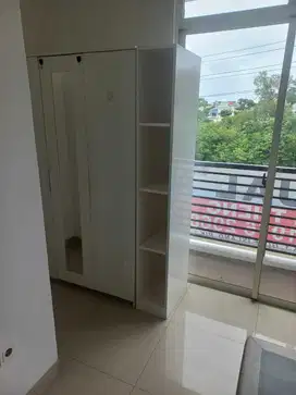 Rumah Pik Katamaran Indah Disewa Ukuran 4x11,5 Kosongan 3 Lantai