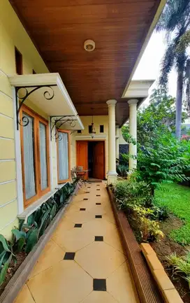 Rumah sgt strategis Pejaten brt Ps minggu ls.480mtr Shm