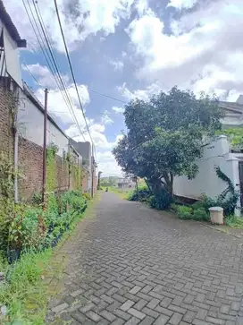 Tanah SHM padat penduduk, dekat dengan kampus Malang
