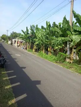 Dijual Tanah Di kadipiro solo