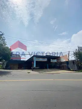 Tanah ada bangunan semi permanen usaha Car Wash/Cuci mobil