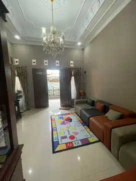 Dijual Rumah Bagus Siap Huni di Jagakarsa Dekat Stasiun UI