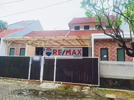 DIJUAL Rumah Kemang Pratama 3 STRATEGIS BEBAS BANJIR
