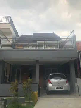 jual rumah hargs bagus di Sentul City. siap huni.