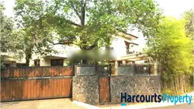 Rumah Lokasi Strategis area Kemang