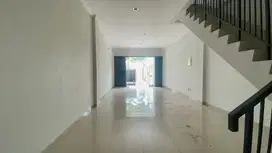 Disewakan Ruko 4 Lantai CBD Green Lake Cipondoh Lokasi Ramai