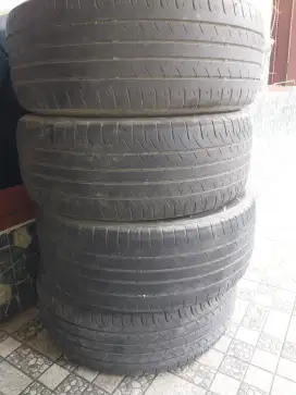 Jual Ban Dunlop 215 55 17
