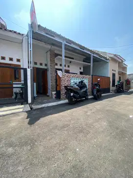 Dijual Rumah siap huni Pasir putih Depok jln batu Ampar Claster zeina