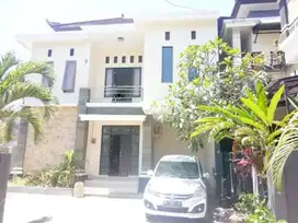 DIJUAL/DISEWAKAN RUMAH MINIMALIS LANTAI 2  AREA PENAMPARAN