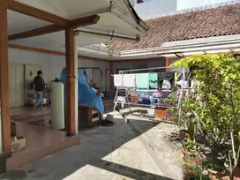 Hitung Tanah Rumah Mainroad Gatsu Gatot Subroto dekat TSM