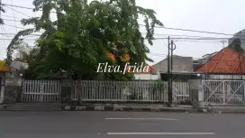 Dijual Rumah Usaha di Raya Kapas Krampung Surabaya
