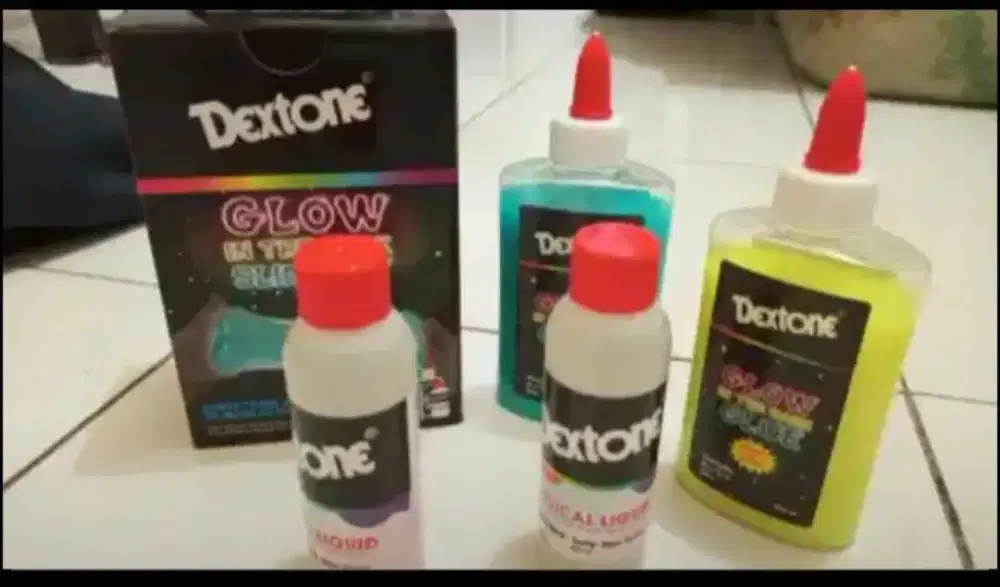 Dijual slime glow in the dark dextone