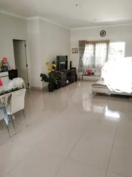 Dijual rumah cantik siap huni