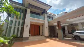 Rumah Bagus dan Mewah Siap Huni di Grand Matoa Jagakarsa (Hoek)