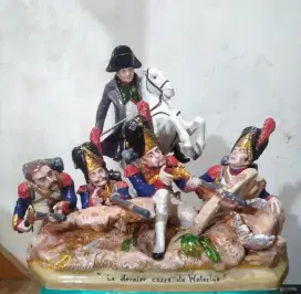 Patung keramik Napoleon pertempuran waterloo