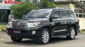 Toyota Landcruiser 4.6 V8 ZX Gasoline Black On Beige Fullspec Sunroof