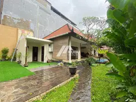 KBP1388 Stunning villa with spacious and bright living room.