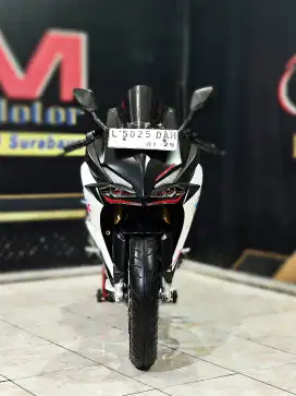 Cbr 250RR abs black matte km.10rb favorit . Anugerah motor rungkut
