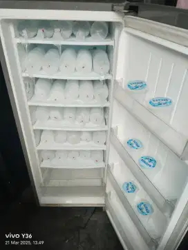 Di jual cepat prizer buat es batu orisinil