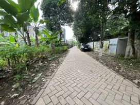 8 Menit Taman Kota 2 BSD, Tanah Dijual Cocok Untuk Hunian