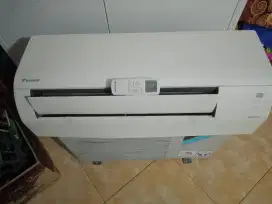 Jual AC Daikin 1/2pk ori normal