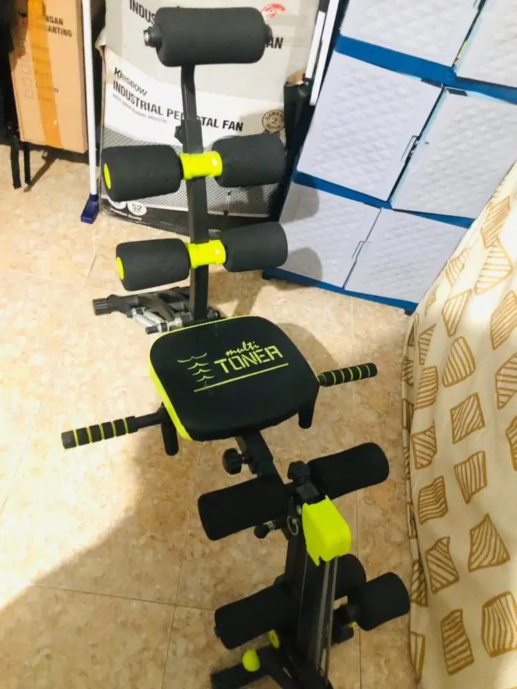 Alat olahraga fitness