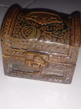 Kotak perhiasan
