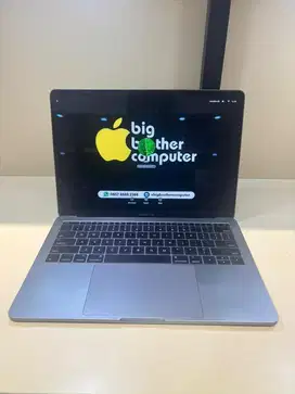 MacBook Air 2017 16/256