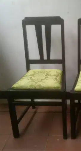 dijual 2 Kursi Jati lawas