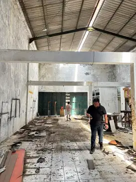 Gudang dijual / sewa sangat strategis semarang bs usaha/ tinggal murah