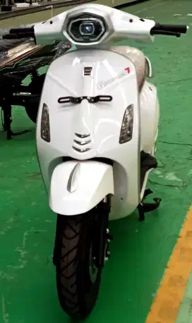 Motor Listrik Vespa Listrik Molis 2025