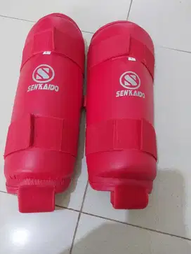Pelindung kaki atau Foot Protektor Karate Senkaido