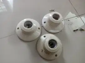 Fiting Plafon Fitting Plafon Kondisi Masih Bagus dan bisa digunakan