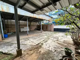 Dijual Rumah Tua lokasi Strategis di Tanjung Duren Timur