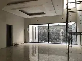 RUMAH CIAMIK IMPERIAL GOLF REGENCY LOKASI STRATEGIS PAKUWON