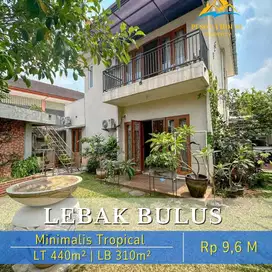 RUMAH DESIGN MINIMALIS TROPICAL DI LEBAK BULUS  JAKARTA SELATAN